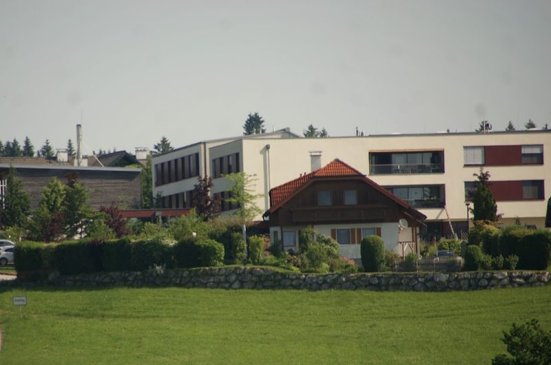 Bezirksalten- und- Pflegeheim des Sozialhilfeverbandes Vöcklabruck in Pfaffing