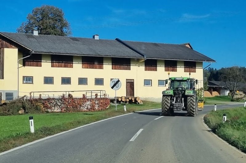 LASATA Betreuungs- u. Pflegeheim GmbH und Alzheimerzentrum